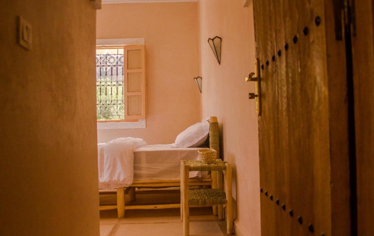 Dar Ajgal Bed & Breakfast Dourtane ภายนอก รูปภาพ