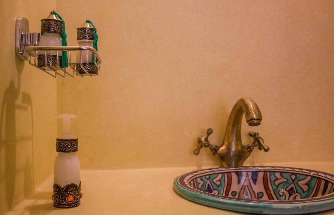 Dar Ajgal Bed & Breakfast Dourtane ภายนอก รูปภาพ