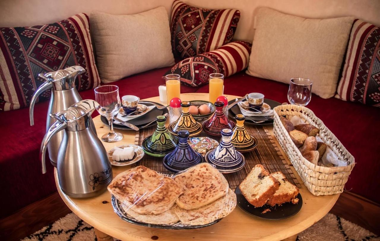 Dar Ajgal Bed & Breakfast Dourtane ภายนอก รูปภาพ